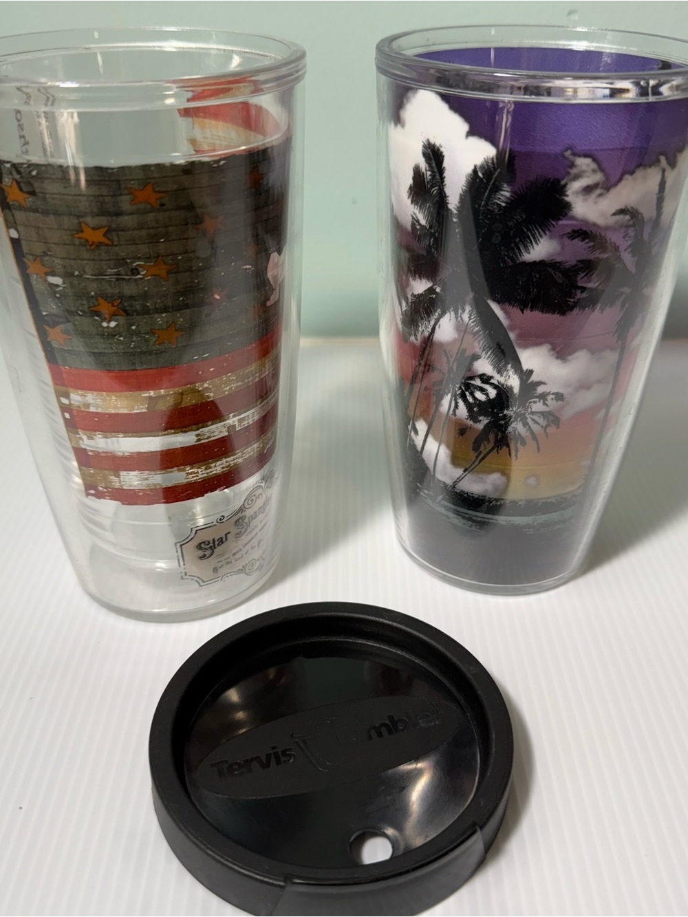 2 Tervis Tumblers w/ 1 Lid - patriotic and tropical theme 16 ounce